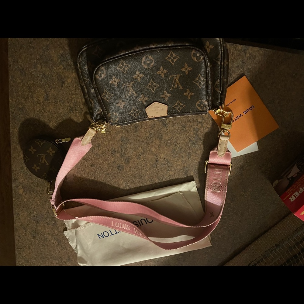 Monogram purse - Picture 1 of 1